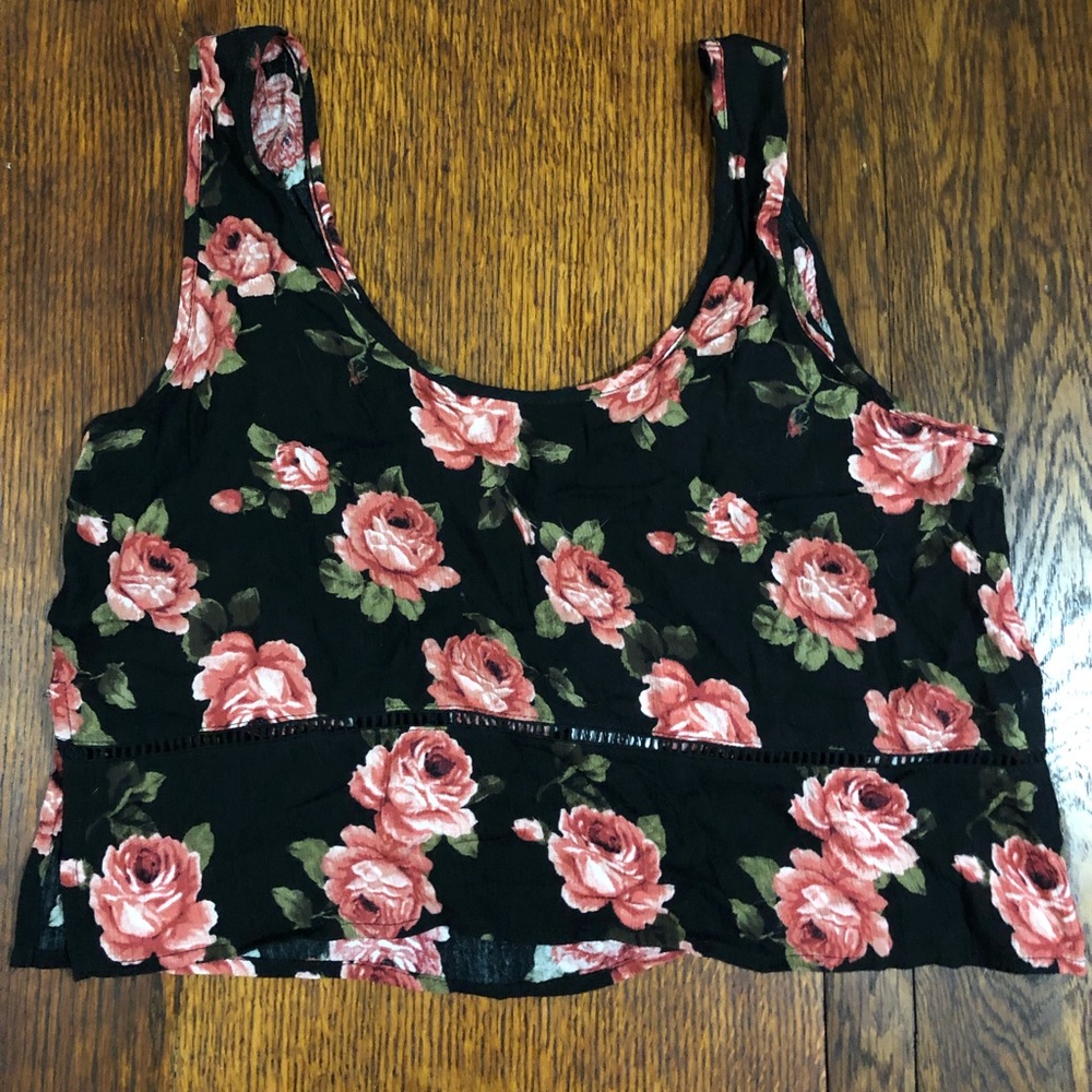 Forever 21 Floral Cutout Crop Top Tank
